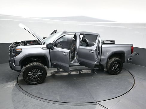 Used 2025 GMC Sierra 1500 AT4 w/ AT4 Premium Package AWD/4WD image 37