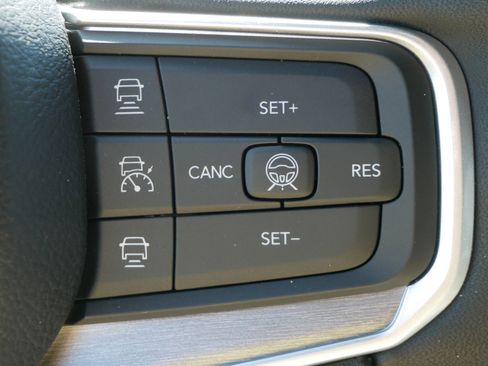 New 2026 Jeep Grand Wagoneer 4WD w/ HD Trailer Tow Package image 15