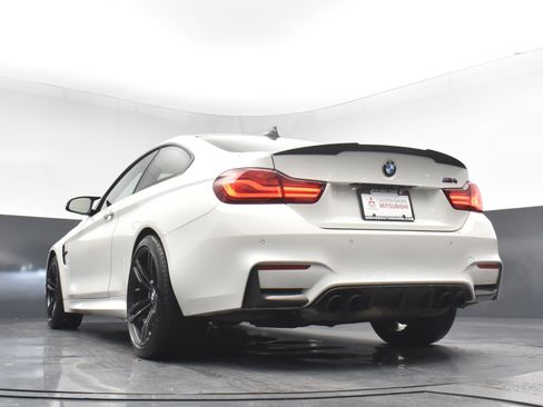 Used 2020 BMW M4 Coupe image 24