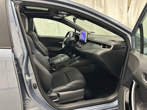 Used 2025 Toyota Corolla XSE image 56