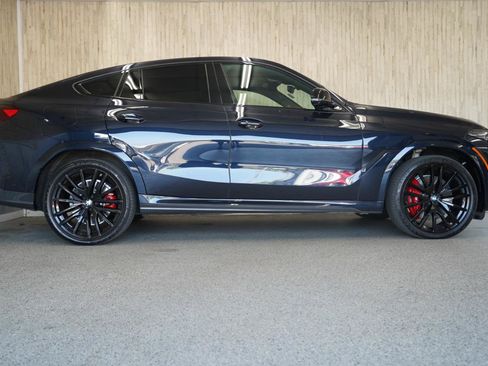 Used 2024 BMW X6 M60i AWD/4WD image 6