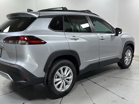 New 2026 Toyota Corolla Cross LE image 5