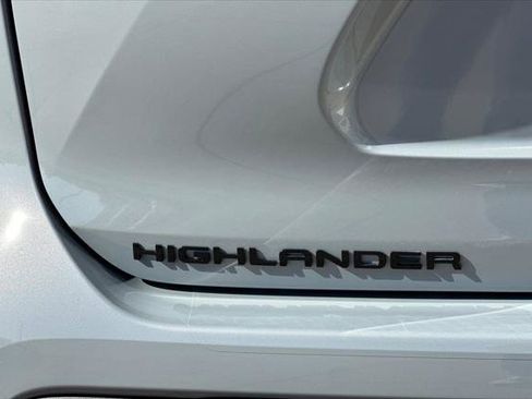 Certified 2025 Toyota Highlander XLE image 36