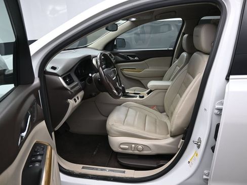 Used 2017 GMC Acadia Denali AWD/4WD image 9