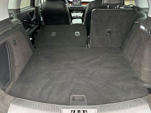 Used 2022 Lincoln Corsair Reserve w/ Equipment Group 201A image 16