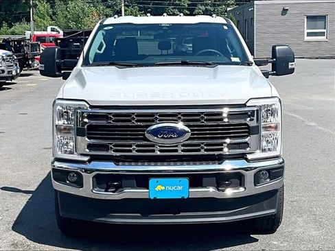 Used 2025 Ford F250 XLT w/ FX4 Off-Road Package AWD/4WD image 2