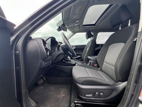 Certified 2023 Kia Soul EX image 14