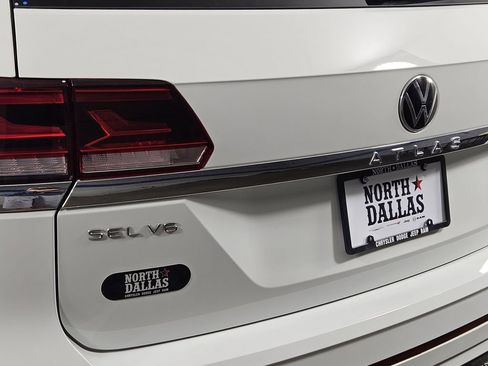 Used 2021 Volkswagen Atlas SEL R-Line AWD/4WD image 5