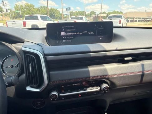 Used 2025 MAZDA CX-50 AWD 2.5 Hybrid w/ Premium Pkg image 52