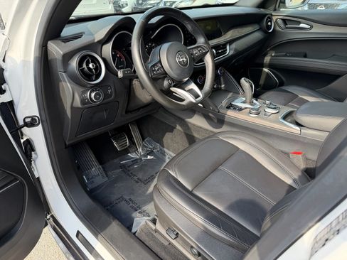 Used 2022 Alfa Romeo Stelvio Ti w/ Active Assist Plus Package AWD/4WD image 14