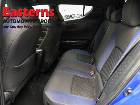 Used 2021 Toyota C-HR XLE FWD image 20