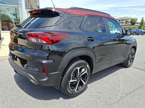 Used 2023 Chevrolet TrailBlazer RS w/ Convenience Package AWD/4WD image 7