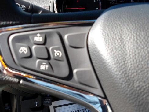 Used 2019 Chevrolet Cruze LT image 18