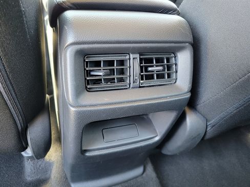 Used 2024 Honda CR-V LX image 11