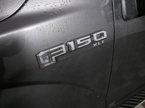 Used 2018 Ford F150 XLT w/ Equipment Group 302A Luxury image 10