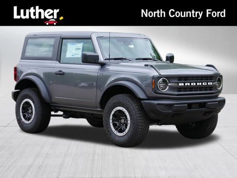 Used 2025 Ford Bronco 2-Door w/ Sasquatch Package AWD/4WD image 1