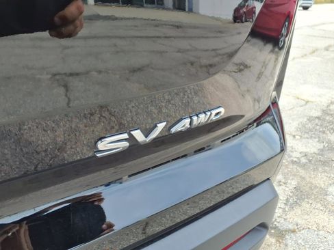 Used 2024 Nissan Pathfinder SV image 5