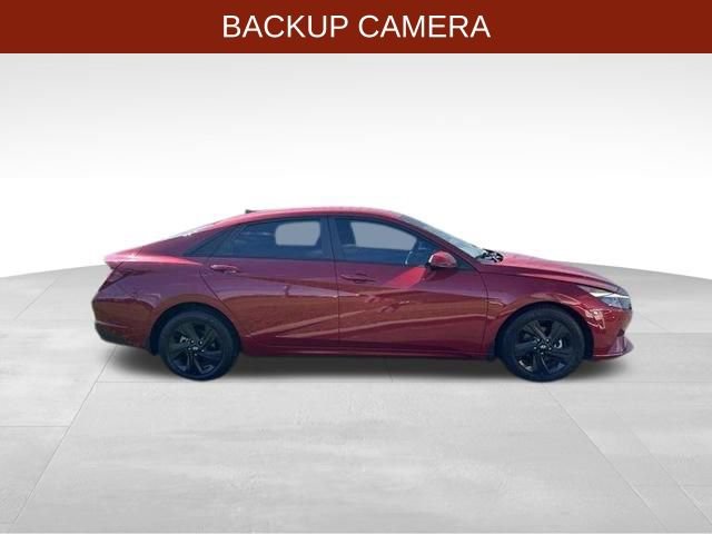Used 2023 Hyundai Elantra SEL FWD image 8