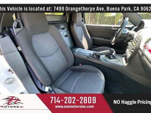 Used 2013 MAZDA MX-5 Miata Club RWD image 21