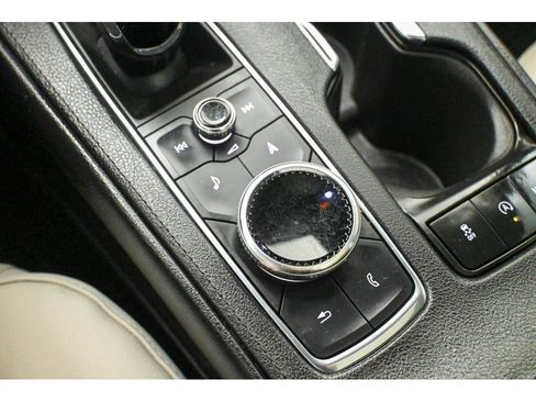 Used 2023 Cadillac XT4 Premium Luxury image 42