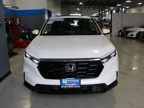 Used 2023 Honda CR-V EX image 3