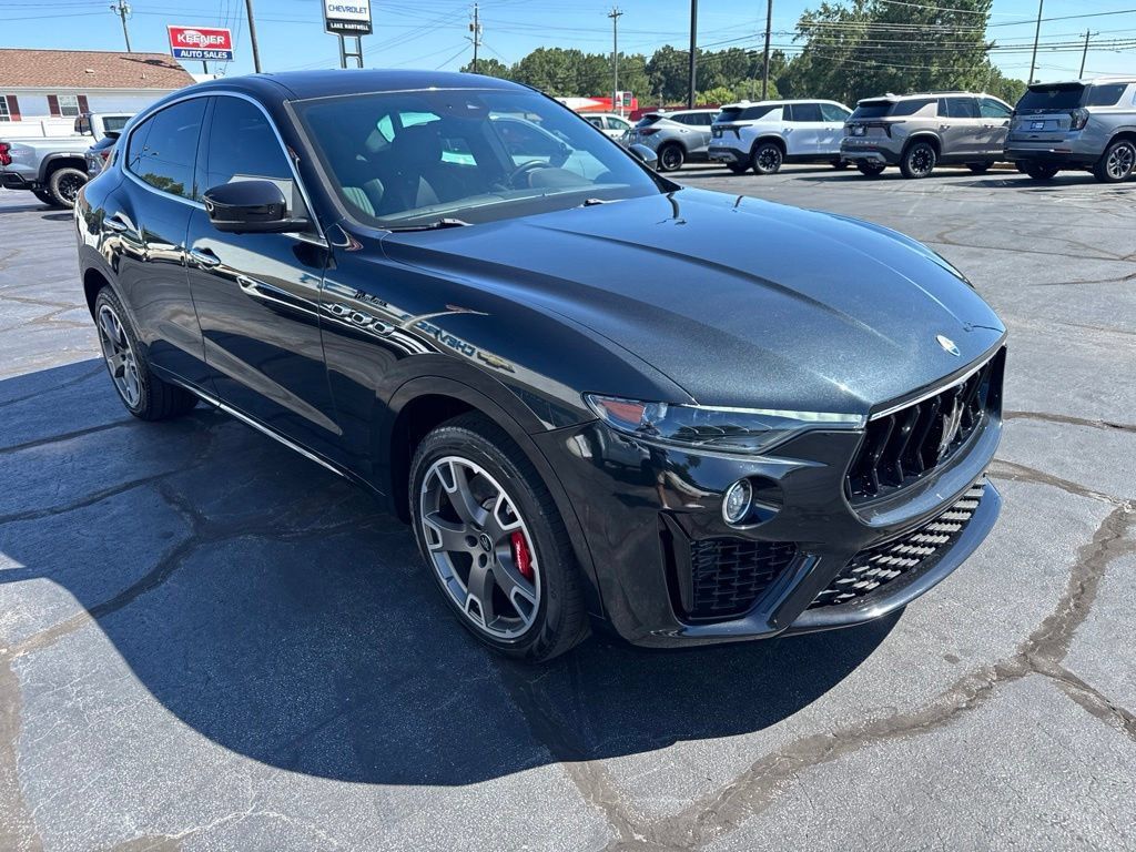 Used 2022 Maserati Levante Modena AWD/4WD image 13