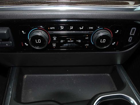 Used 2024 Chevrolet Silverado 1500 LT Trail Boss w/ Convenience Package II AWD/4WD image 43