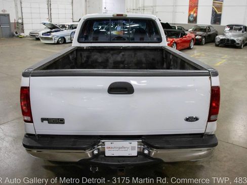 Used 2000 Ford F350 XLT image 5