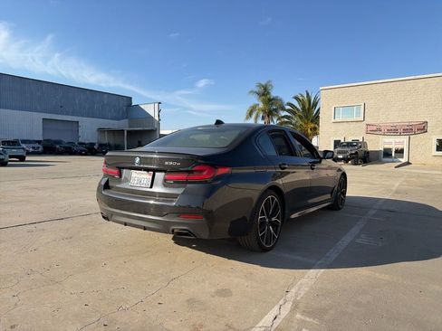 Certified 2023 BMW 530e w/ Executive Package image 5