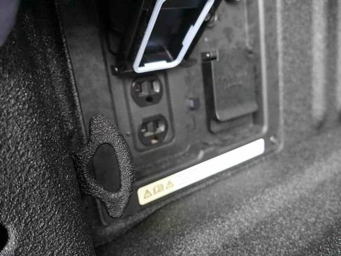 Used 2025 Ford F150 Platinum w/ Equipment Group 702A High image 14