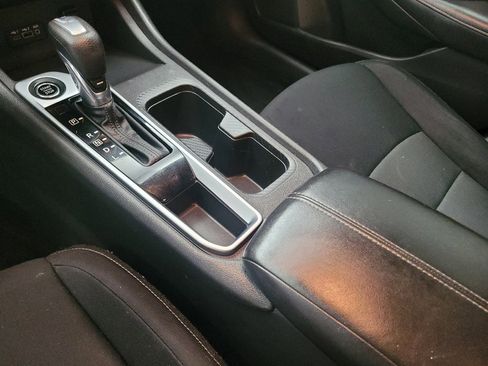 Used 2021 Nissan Sentra SV image 26