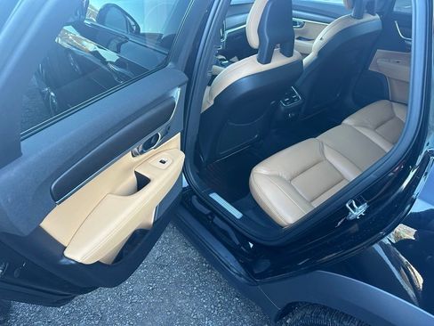 Used 2018 Volvo V90 T5 Cross Country w/ Convenience Package image 42