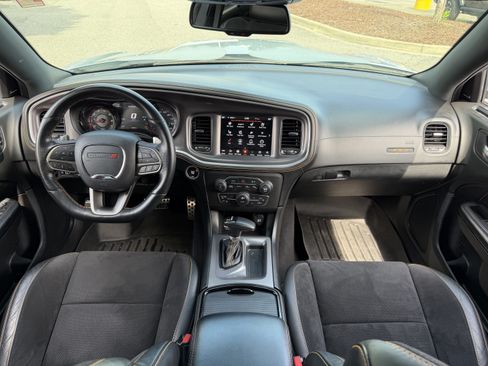 Used 2022 Dodge Charger Scat Pack RWD image 29