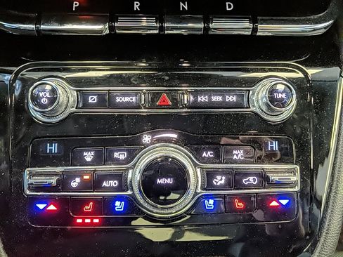 Used 2020 Lincoln Corsair Reserve w/ Equipment Group 202A image 21