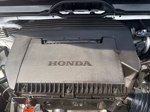 Certified 2025 Honda Pilot EX-L image 41