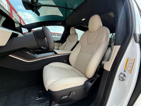 Used 2022 Tesla Model X AWD/4WD image 15