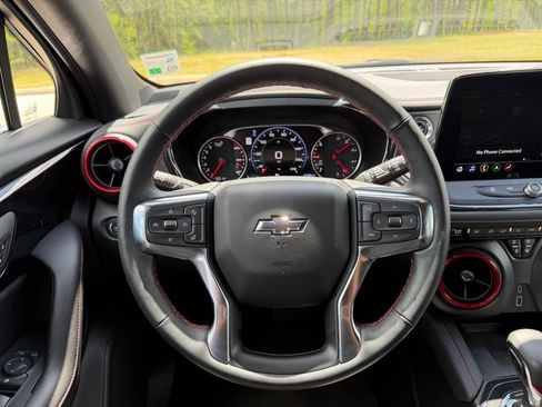 Used 2024 Chevrolet Blazer RS w/ Driver Confidence II Package image 16