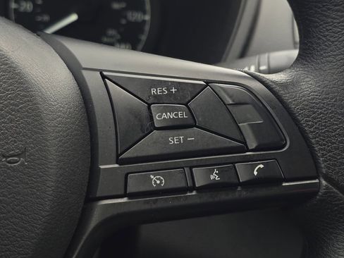 Used 2024 Nissan Altima 2.5 S image 18