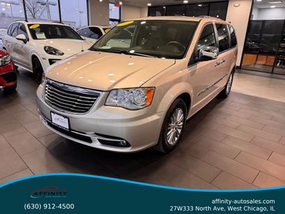 Used 2014 Chrysler Town & Country Touring-L w/ Driver Convenience Group