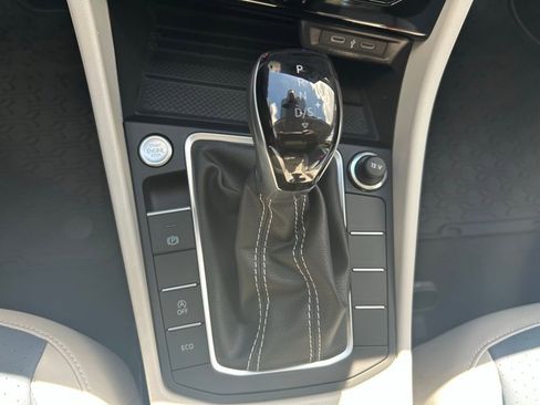 New 2026 Volkswagen Jetta SE image 54