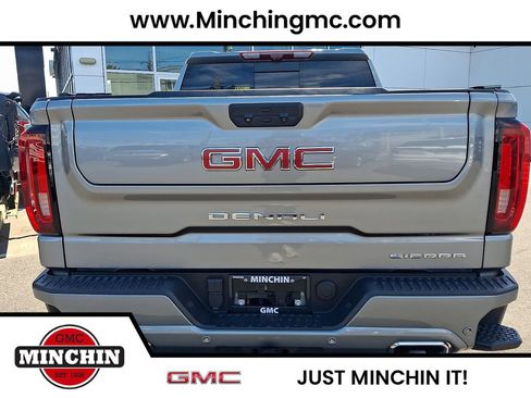 Used 2023 GMC Sierra 1500 Denali AWD/4WD image 5