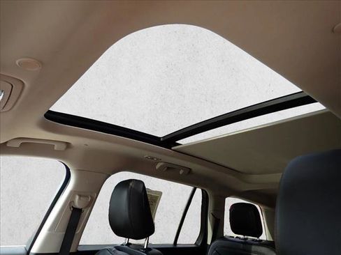 Used 2023 Lincoln Aviator Reserve image 16