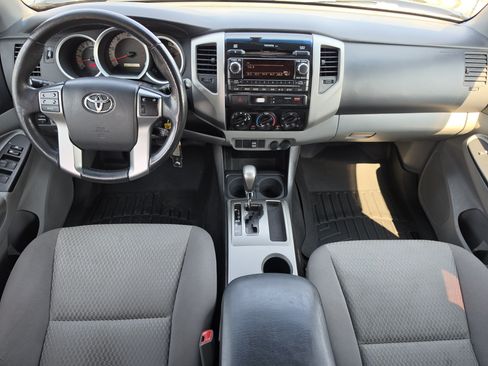Used 2012 Toyota Tacoma PreRunner w/ SR5 Pkg RWD image 8