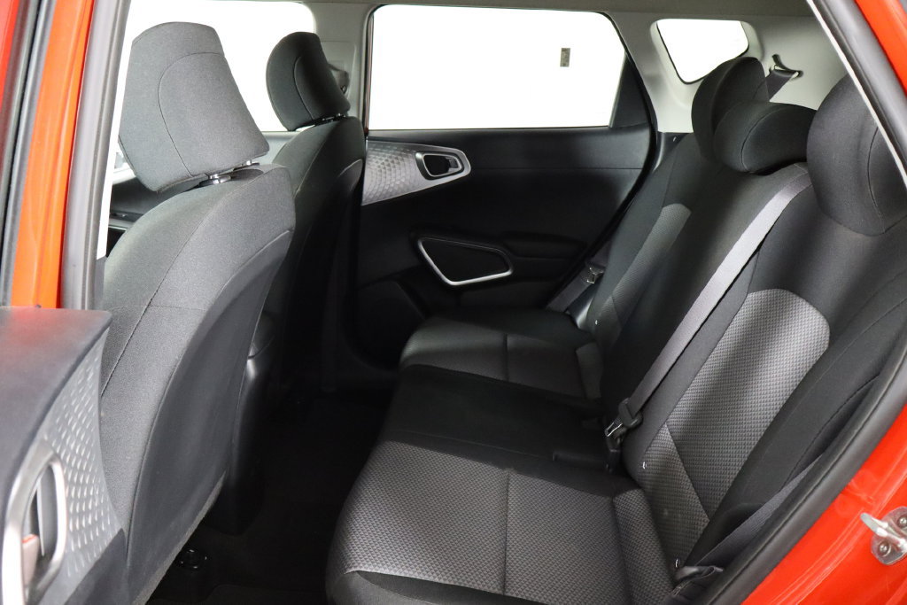 Used 2020 Kia Soul LX FWD image 16