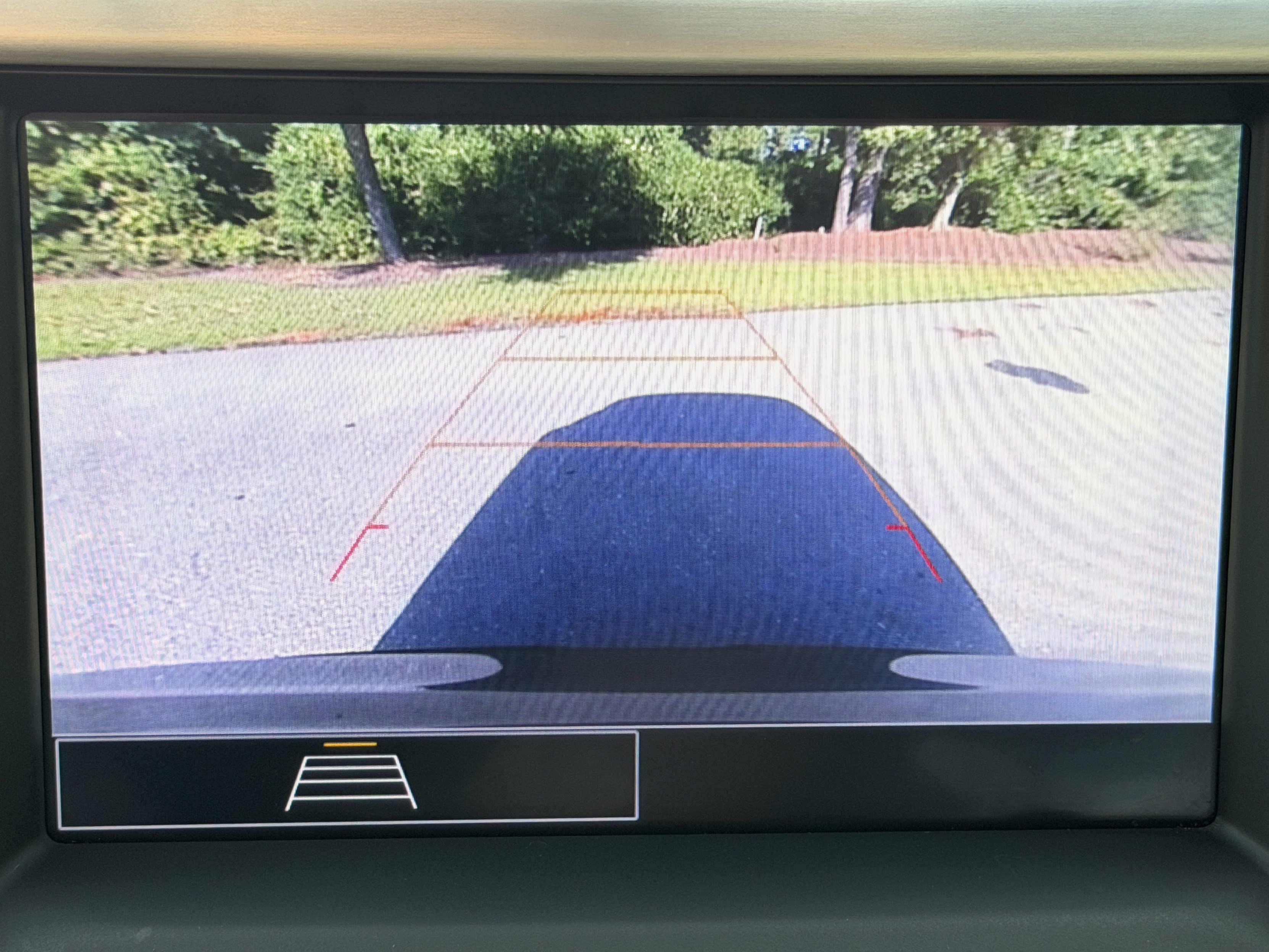 Used 2021 GMC Acadia SLE w/ Driver Convenience Package FWD image 30