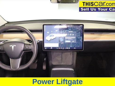 Used 2021 Tesla Model Y Long Range image 19