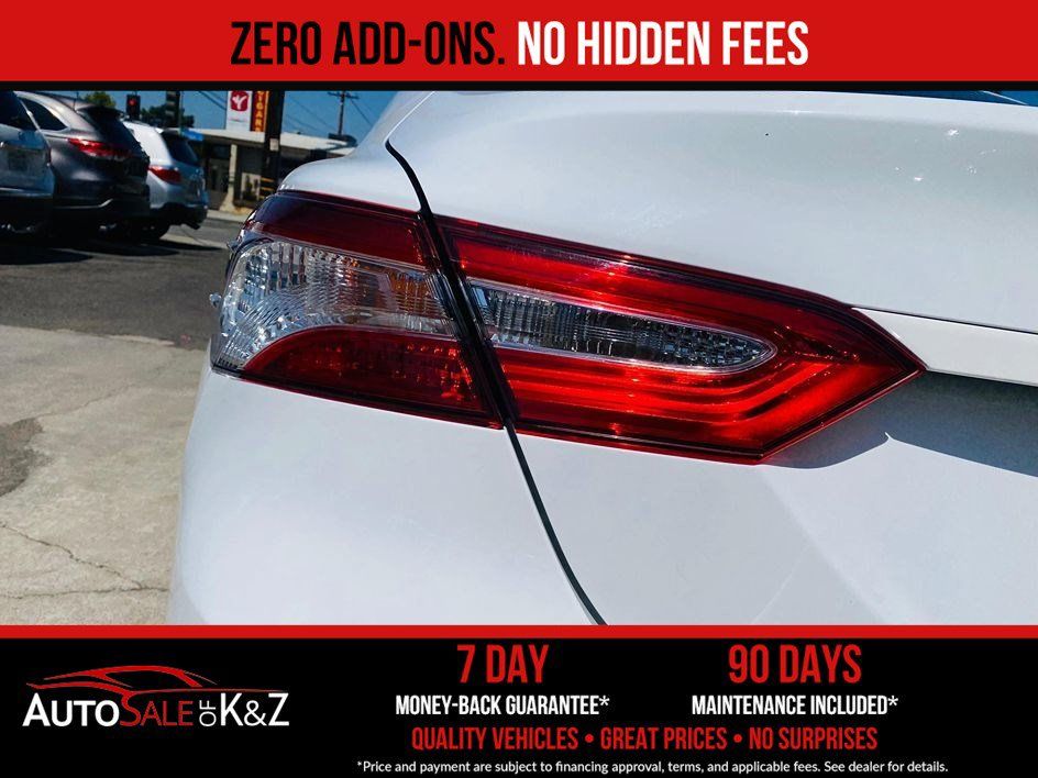 Used 2019 Toyota Camry LE FWD image 17