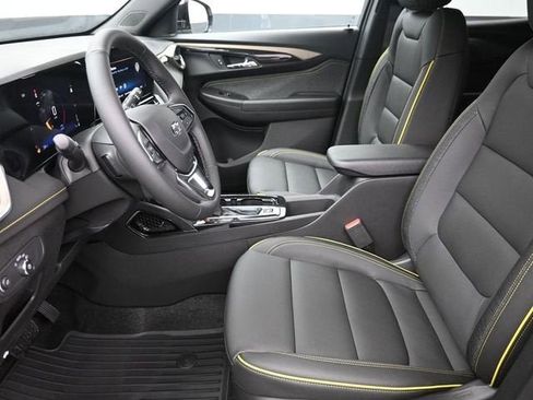 New 2026 Chevrolet TrailBlazer ACTIV w/ Convenience Package FWD image 16