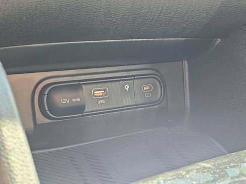 Certified 2024 Kia Sportage EX FWD image 19