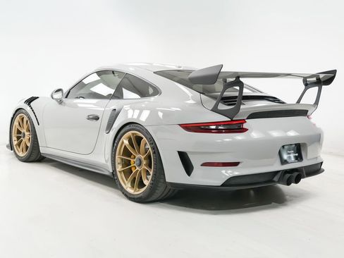 Used 2019 Porsche 911 GT3 RS RWD image 3